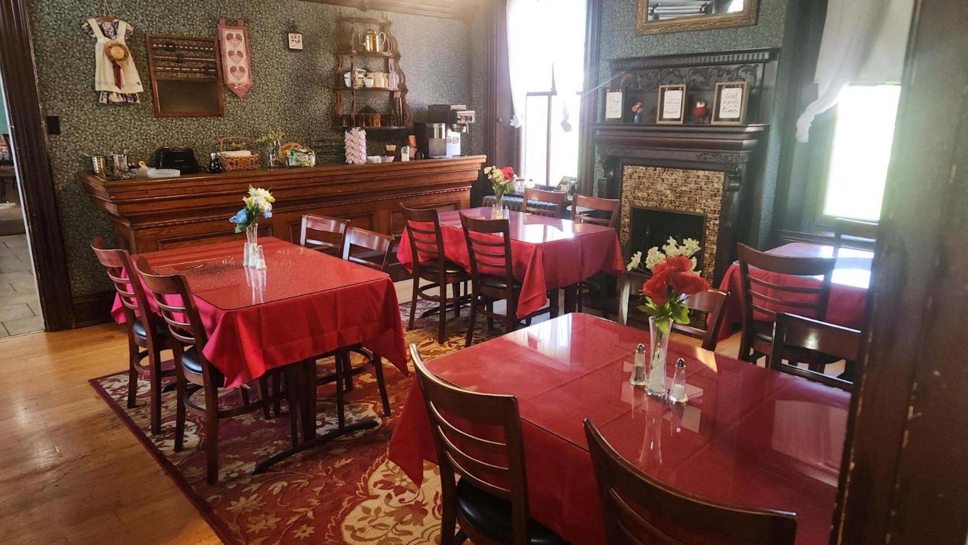 Greystone Manor Bed & Breakfast Bird-in-Hand Extérieur photo