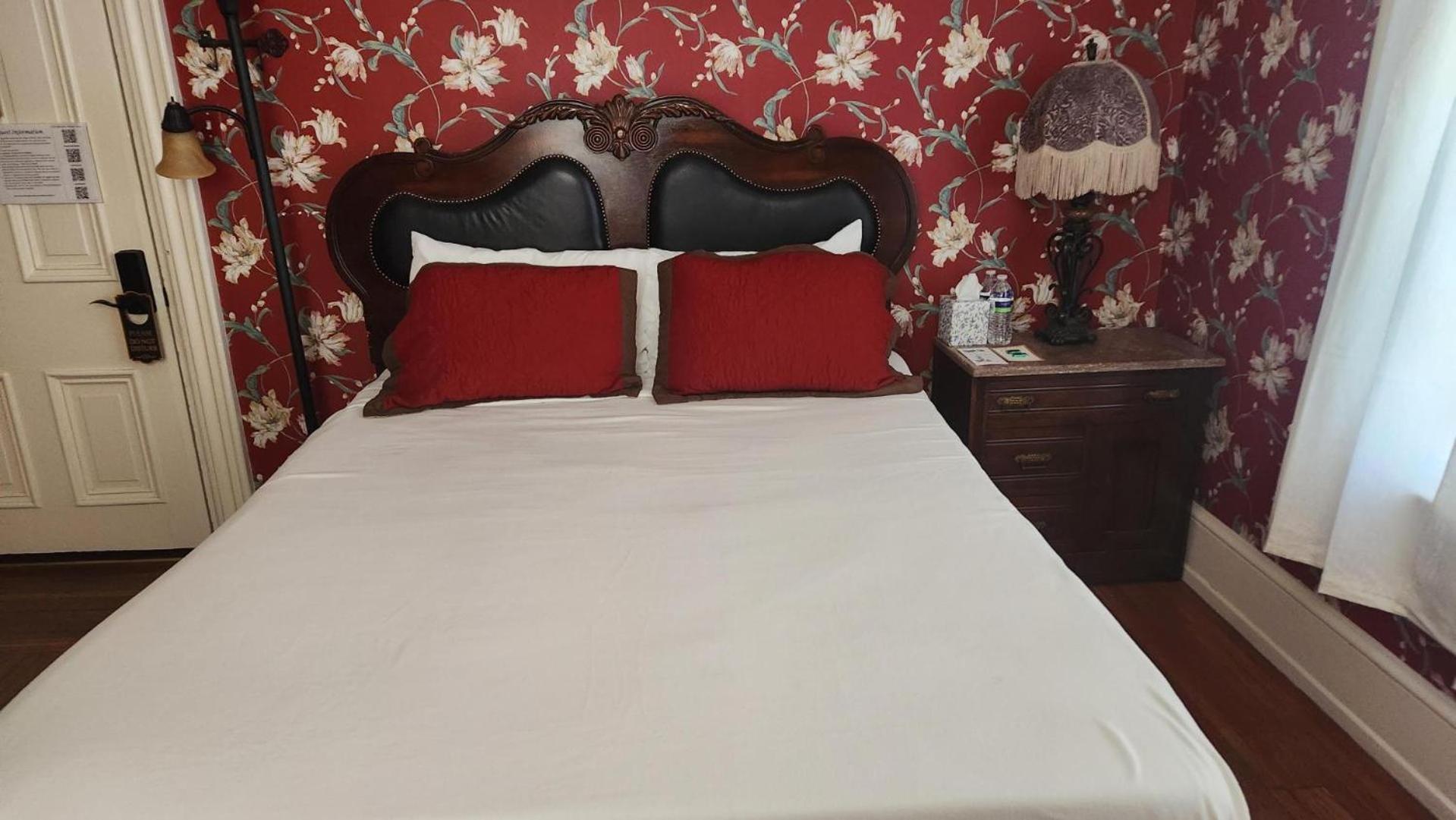 Greystone Manor Bed & Breakfast Bird-in-Hand Extérieur photo