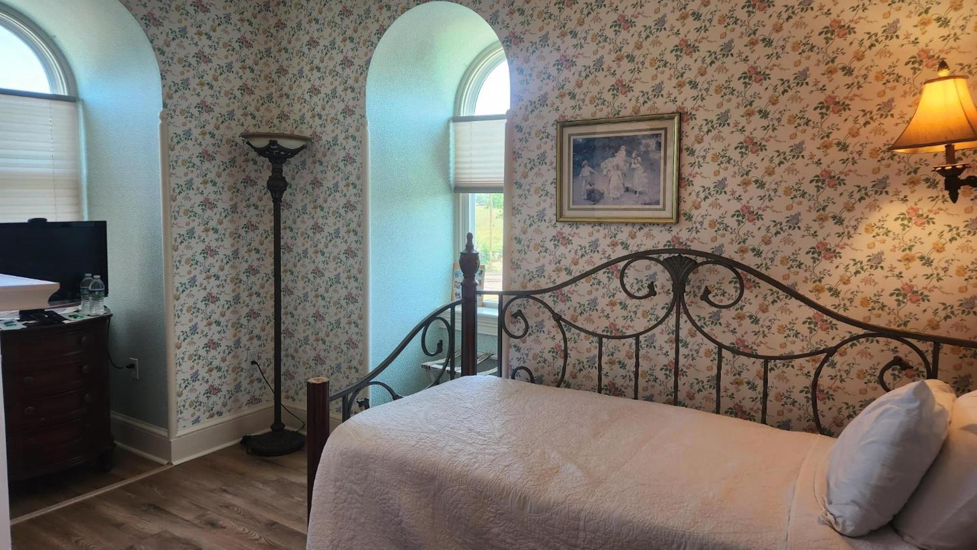 Greystone Manor Bed & Breakfast Bird-in-Hand Extérieur photo