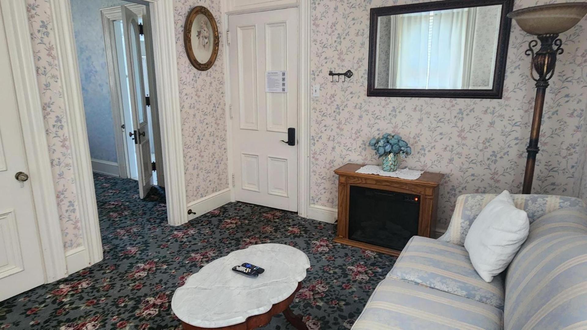 Greystone Manor Bed & Breakfast Bird-in-Hand Extérieur photo
