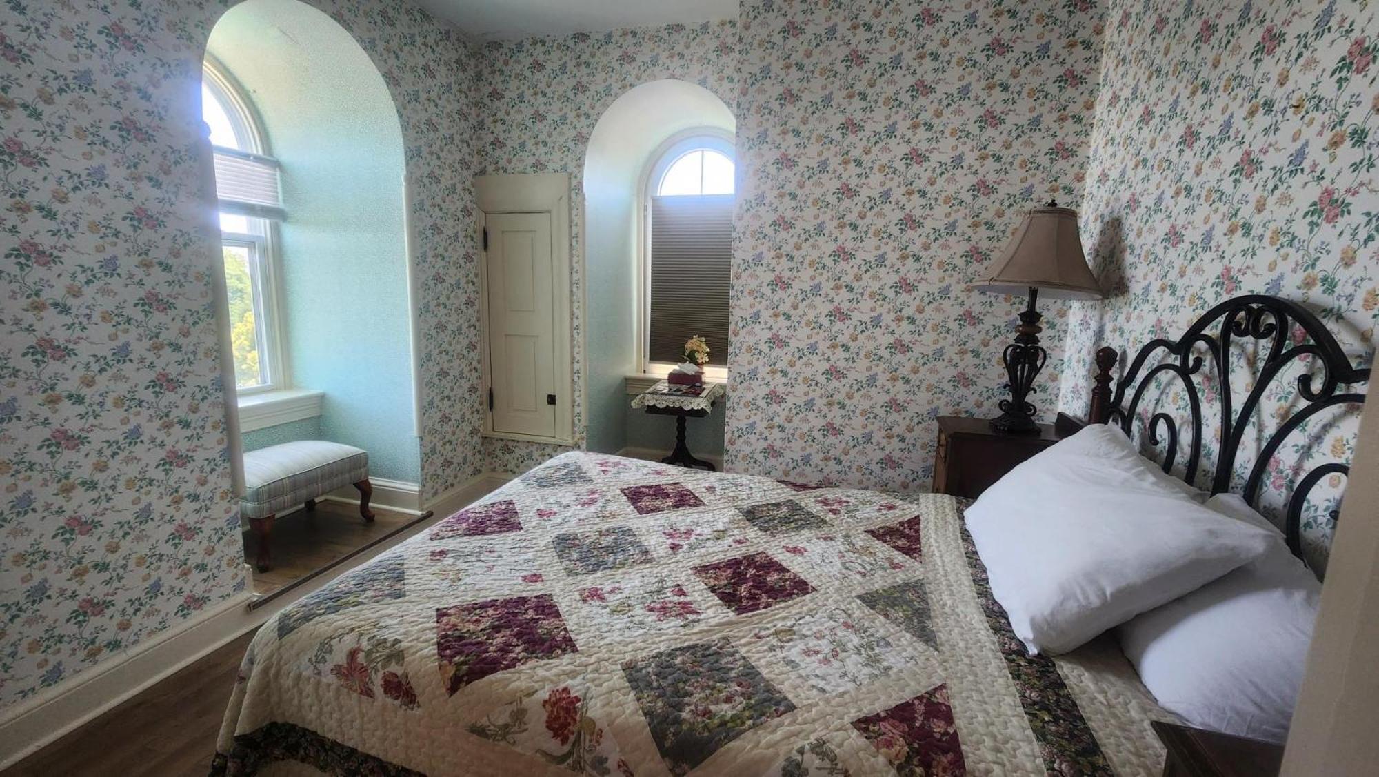 Greystone Manor Bed & Breakfast Bird-in-Hand Extérieur photo