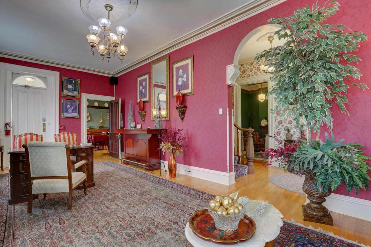 Greystone Manor Bed & Breakfast Bird-in-Hand Extérieur photo