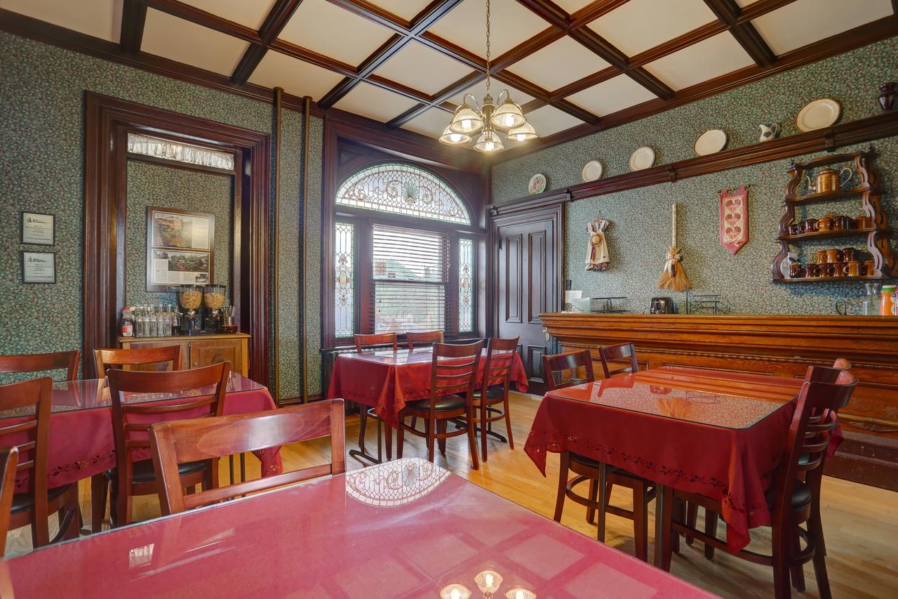 Greystone Manor Bed & Breakfast Bird-in-Hand Extérieur photo