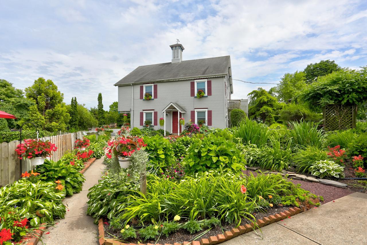 Greystone Manor Bed & Breakfast Bird-in-Hand Extérieur photo